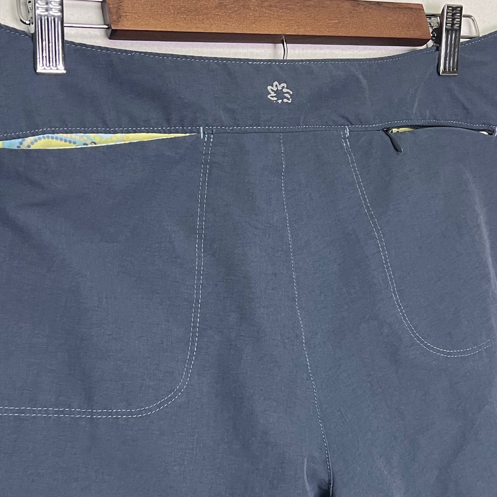 Title Nine Clamber Hiking Shorts Womens 12 Blue Gray Nylon Stretch Gorpcore 7 in - Picture 3 of 9